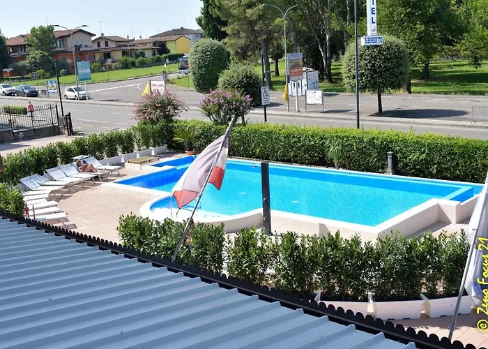 호텔 San Benedetto 페스키에라델가르다