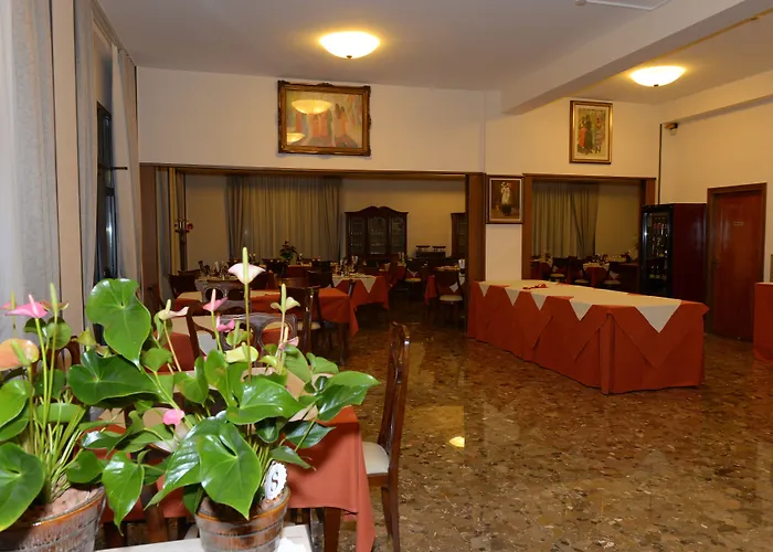 호텔 San Benedetto 페스키에라델가르다