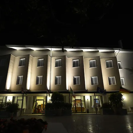 San Benedetto 3* Peschiera del Garda